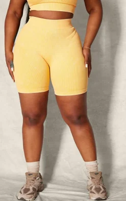 PrettyLittleThing Gym Shorts*PLT SPORT Plus Acid Wash Seamless Rib Ruched Bum Booty Shorts
