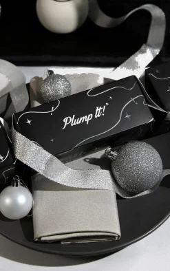 PrettyLittleThing Stocking Stuffers*Plump It! Festive Mystery Cracker (Worth £66)
