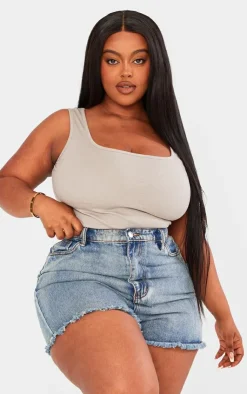 PrettyLittleThing Basic Tops*Plus Basic Rib Square Neck Bodysuit