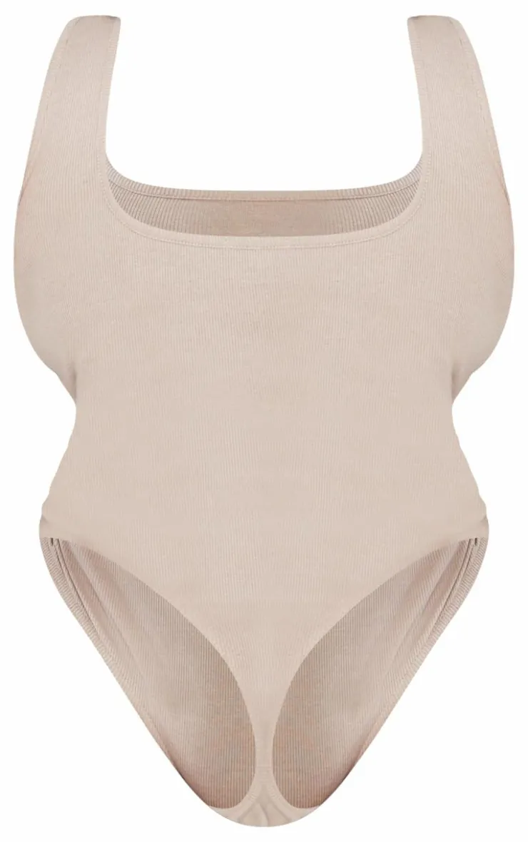 PrettyLittleThing Basic Tops*Plus Basic Rib Square Neck Bodysuit