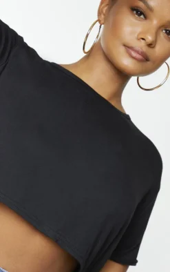 PrettyLittleThing T-Shirts*Plus Basic & White 2 Pack Roll Sleeve Crop T Shirt