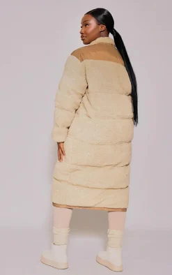 PrettyLittleThing Puffer Jackets*Plus Contrast Borg Maxi Puffer Coat