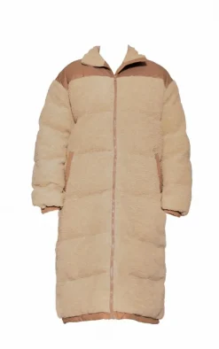 PrettyLittleThing Puffer Jackets*Plus Contrast Borg Maxi Puffer Coat