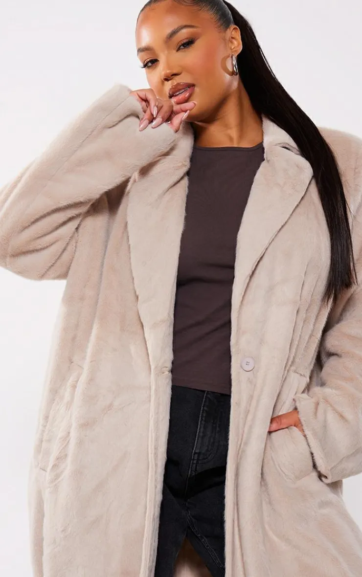 PrettyLittleThing Faux Fur Coats*Plus Premium Soft Faux Fur Tailored Maxi Coat