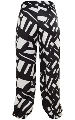 Best PrettyLittleThing Plus Abstract Print Wide Leg Pant Black