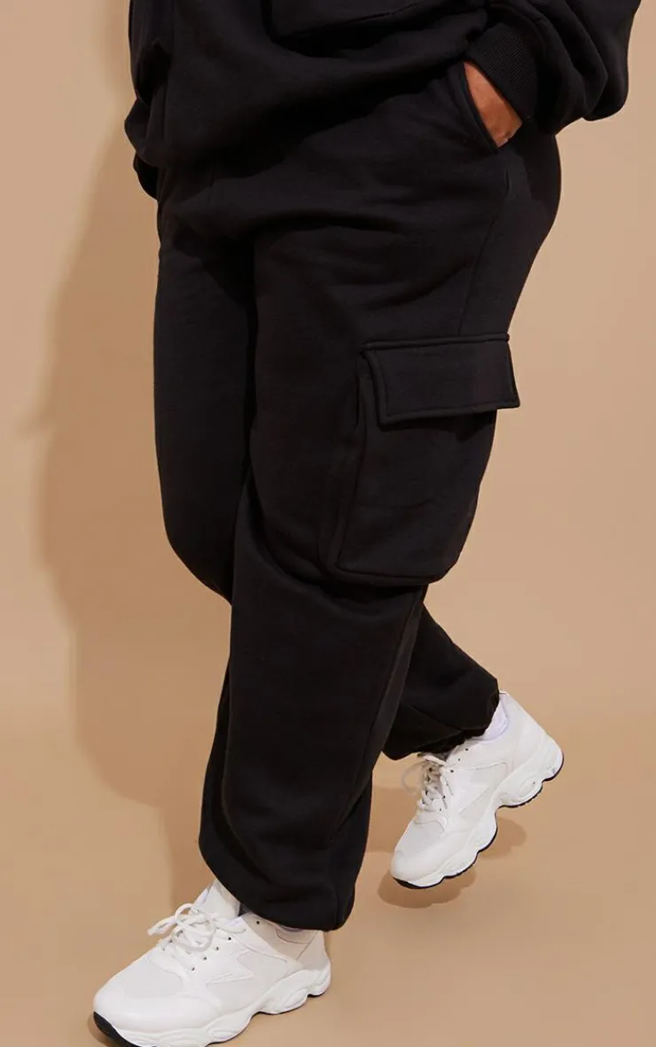 Sale PrettyLittleThing Plus Cargo Cuffed Sweatpants Black