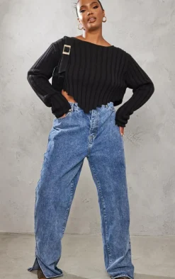 PrettyLittleThing Knitted Tops*Plus Chunky Knit Long Sleeve Dip Hem Crop Top