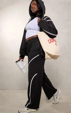 PrettyLittleThing Black Sweatsuits*Plus Contrast Piping Straight Leg Sweatpants