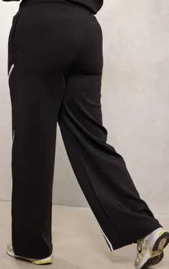 PrettyLittleThing Black Sweatsuits*Plus Contrast Piping Straight Leg Sweatpants