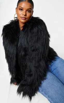 PrettyLittleThing Faux Fur Coats*Plus Faux Fur Shaggy Cropped Jacket