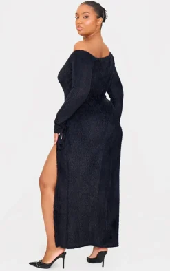 PrettyLittleThing Christmas Shop*Plus Fluffy One Shoulder Maxi Dress