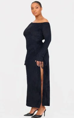 PrettyLittleThing Christmas Shop*Plus Fluffy One Shoulder Maxi Dress