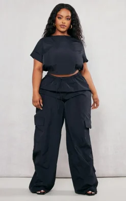 Online PrettyLittleThing Plus Nylon Wide Leg Cargo Pants Black