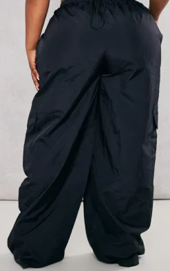Online PrettyLittleThing Plus Nylon Wide Leg Cargo Pants Black