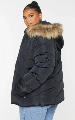 PrettyLittleThing Puffer Jackets*Plus Quilted Mara Faux Fur Hooded Puffer Jacket
