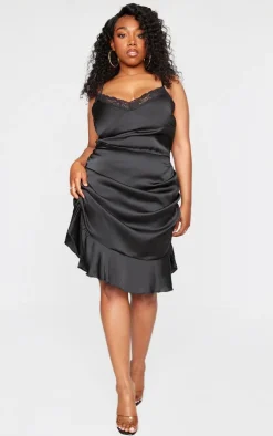 Hot PrettyLittleThing Plus Ruched Side Frill Hem Mini Skirt Black