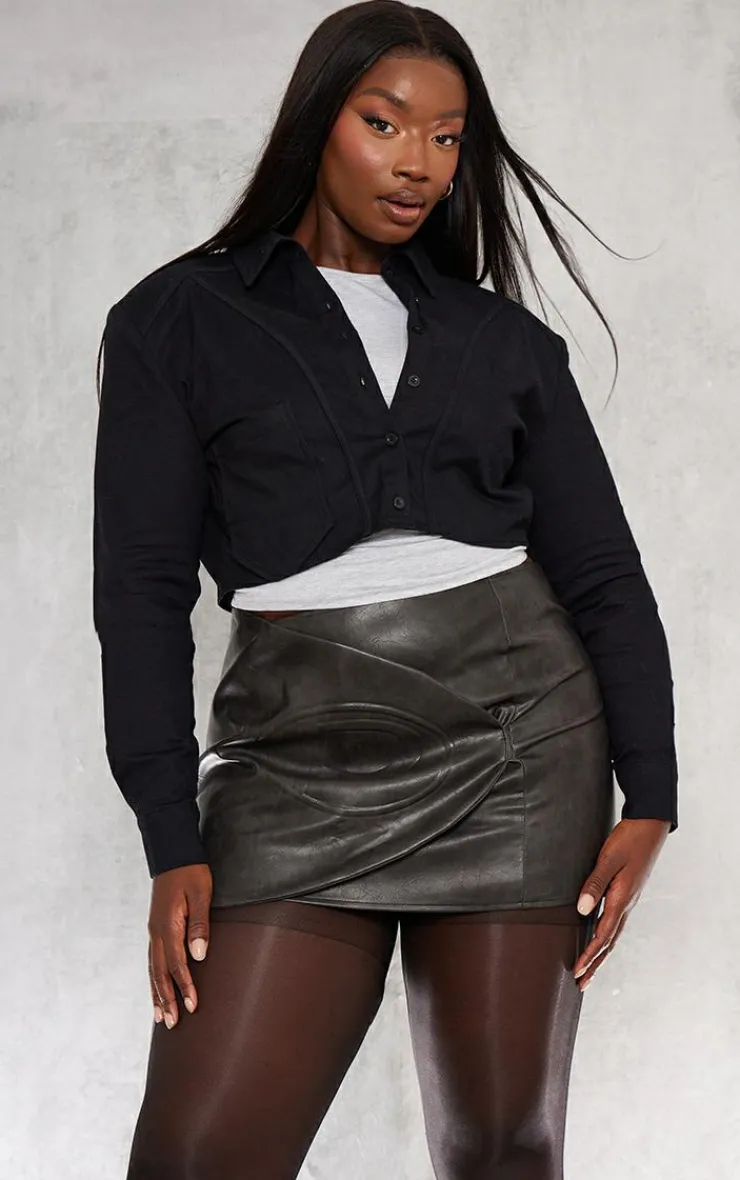 PrettyLittleThing Shirts*Plus Shoulder Pad Detail Cropped Shirt