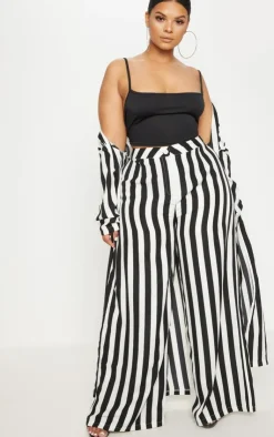 Outlet PrettyLittleThing Plus Striped Wide Leg Pants Black