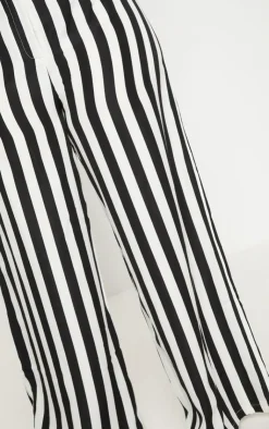 Outlet PrettyLittleThing Plus Striped Wide Leg Pants Black