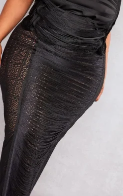 Online PrettyLittleThing Plus Tassel Crochet Maxi Skirt Black