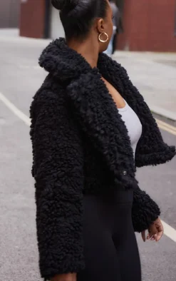PrettyLittleThing Teddy Coats*Plus Teddy Faux Fur Cropped Coat