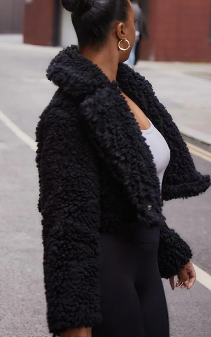 PrettyLittleThing Teddy Coats*Plus Teddy Faux Fur Cropped Coat