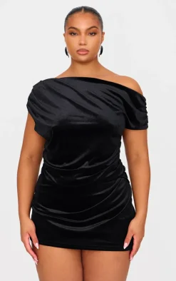 Sale PrettyLittleThing Plus Velvet Drape Detail Top Black