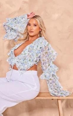 PrettyLittleThing Blouses*Plus Floral Sheer Woven Ruffle Tie Crop Blouse