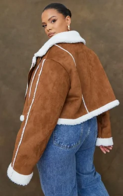 PrettyLittleThing Aviator Jackets*Plus Borg Lined Faux Suede Super Cropped Aviator