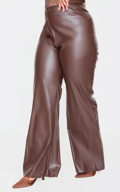 PrettyLittleThing Christmas Shop*Plus Faux Leather Straight Leg Pants