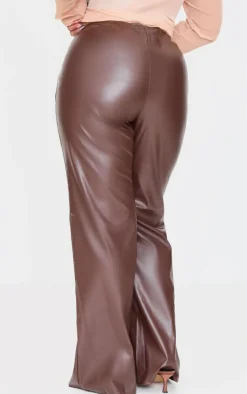 PrettyLittleThing Christmas Shop*Plus Faux Leather Straight Leg Pants