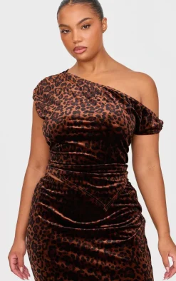 Discount PrettyLittleThing Plus Velvet Animal Print Cowl Neck Top Brown