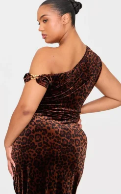 Discount PrettyLittleThing Plus Velvet Animal Print Cowl Neck Top Brown