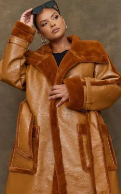 PrettyLittleThing Faux Fur Coats*Plus Vinyl Contrast Faux Fur Midi Coat