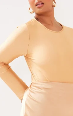 PrettyLittleThing Plus Long Sleeve Bodysuit Champagne