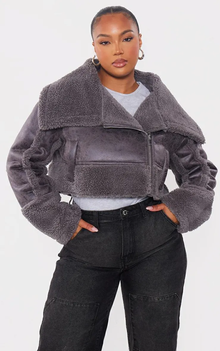 PrettyLittleThing Aviator Jackets*Plus Faux Suede Borg Trim Aviator