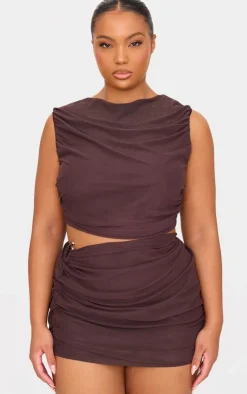 Discount PrettyLittleThing Plus Mesh Ruched Trim Detail Crop Top Chocolate