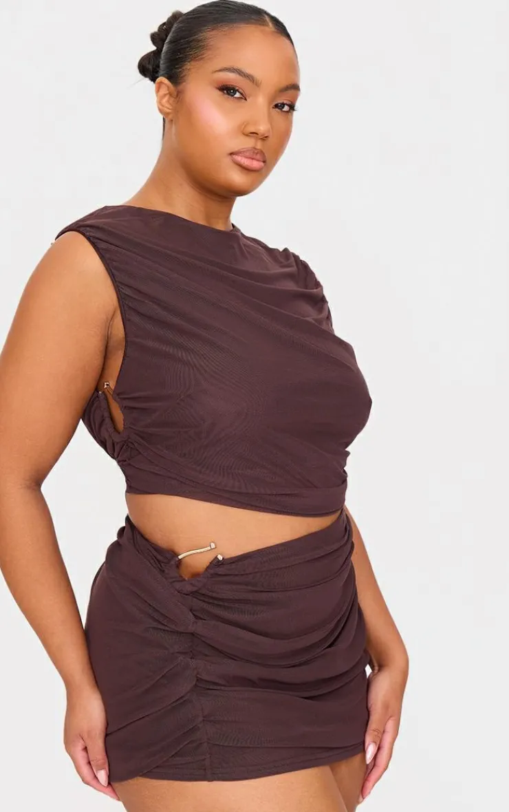 Sale PrettyLittleThing Plus Mesh Trim Detail Ruched Mini Skirt Chocolate