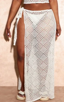 Hot PrettyLittleThing Plus Crochet Patterned Maxi Skirt Cream