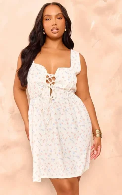 Plus Ditsy Floral Lace Up Front Corset Skater Dress-PrettyLittleThing Outlet