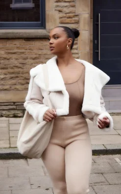 PrettyLittleThing Aviator Jackets*Plus Faux Suede Crop Faux Fur Lined Aviator