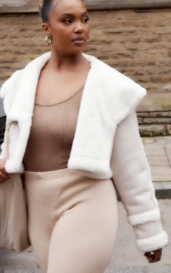 PrettyLittleThing Aviator Jackets*Plus Faux Suede Crop Faux Fur Lined Aviator