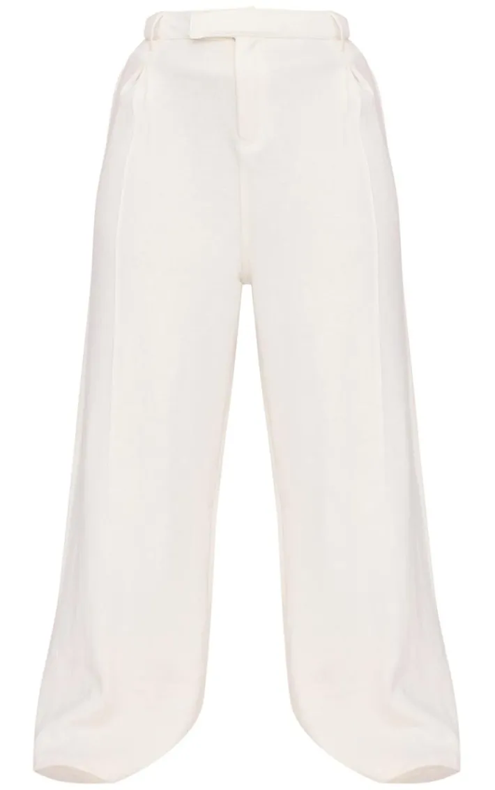 Plus Cream Pintuck Tailored Sweatpants