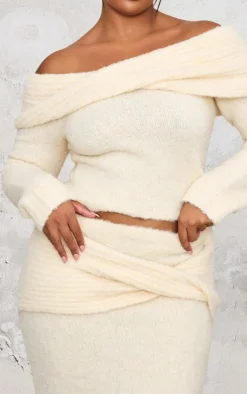 Best PrettyLittleThing Plus Soft Bobble Knit Bardot Foldover Top Cream