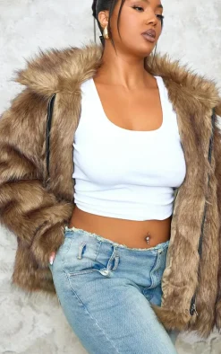 PrettyLittleThing Faux Fur Coats*Plus Faux Fur Oversized Coat
