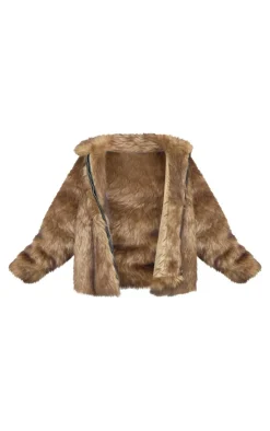 PrettyLittleThing Faux Fur Coats*Plus Faux Fur Oversized Coat