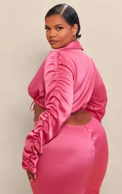 PrettyLittleThing Shirts*Plus Ruched Satin Sleeve Cropped Shirt