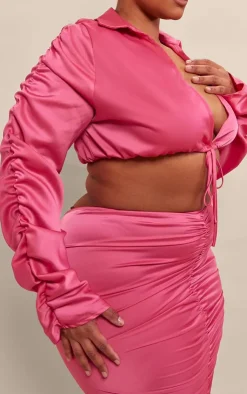 PrettyLittleThing Shirts*Plus Ruched Satin Sleeve Cropped Shirt