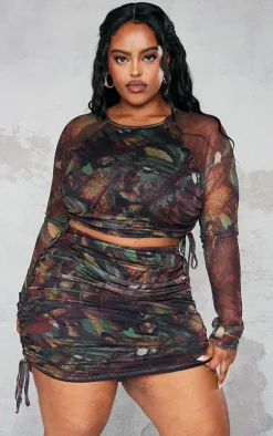 Sale PrettyLittleThing Plus Abstract Printed Ruched Mesh Crop Top Green