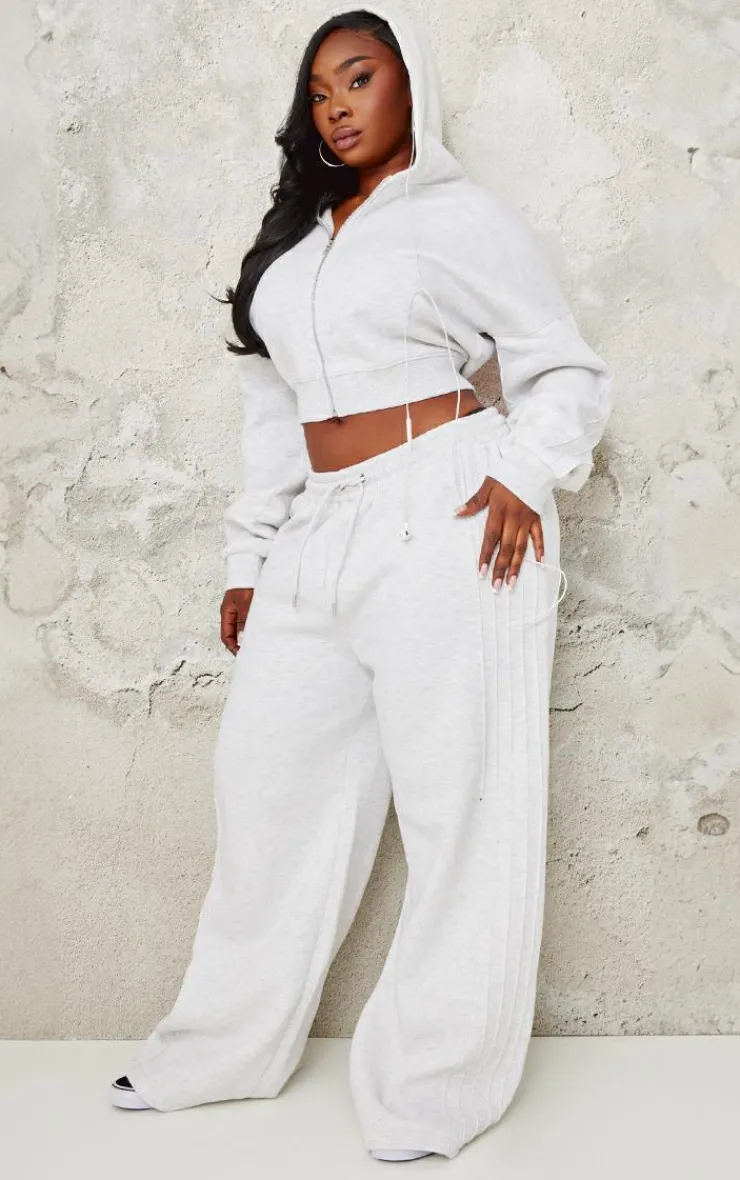 PrettyLittleThing Grey Sweatsuits*Plus Seam Detail Wide Leg Sweatpants